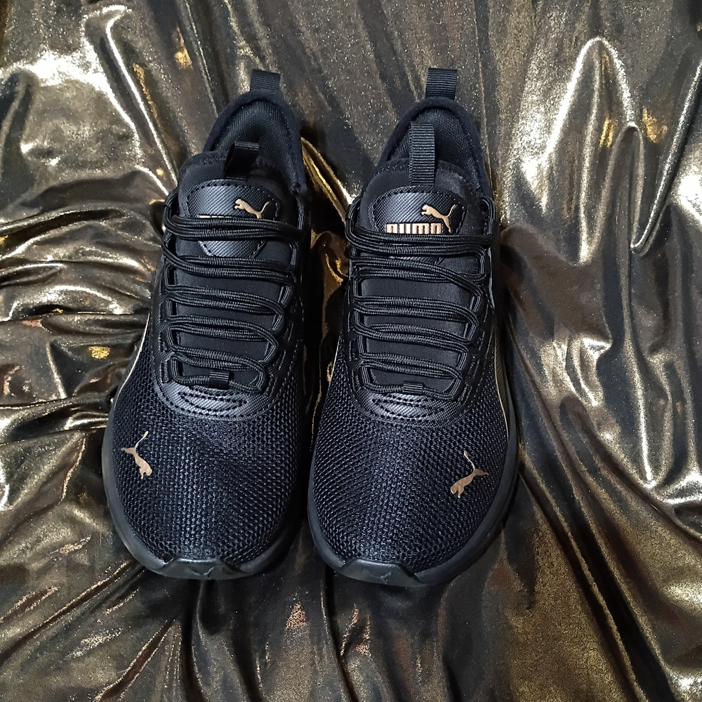 Puma Amplifier Women's Black & Gold Sneakers